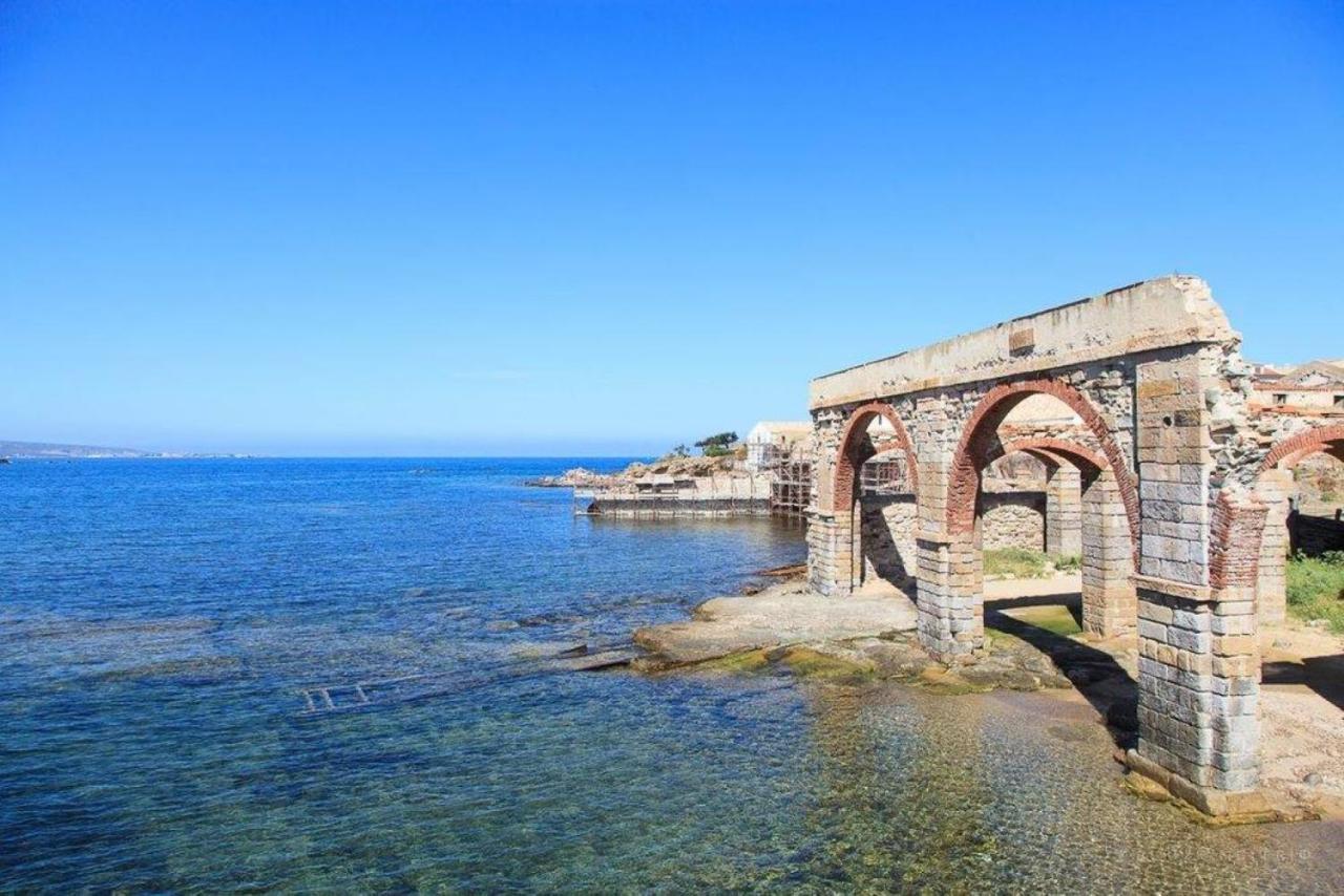 Holiday Home Alle Pavoncelle, Indipendente Con Terrazzo Di 60 Mq Portoscuso Exterior foto